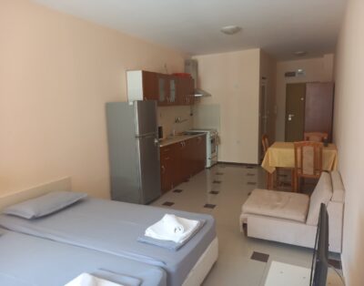 Студио ул. България